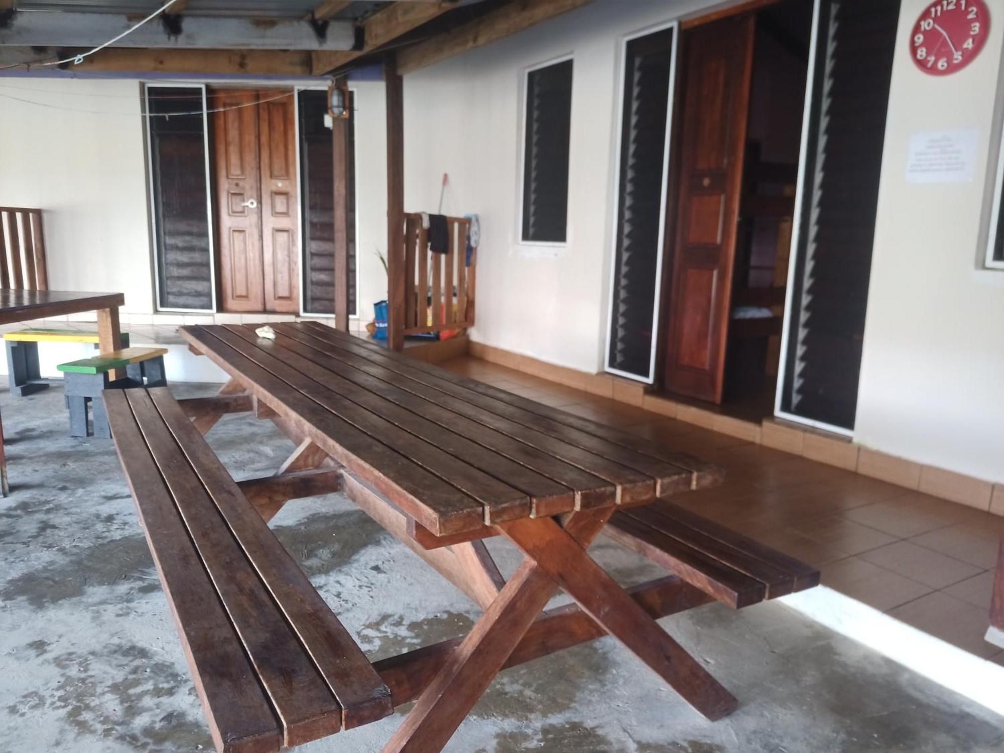 Bluepango Guest House Порт Вила Екстериор снимка