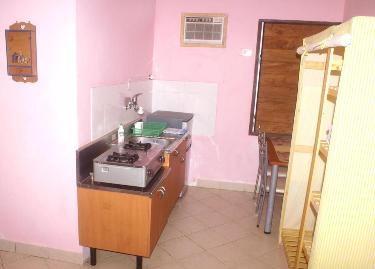 Bluepango Guest House Порт Вила Екстериор снимка