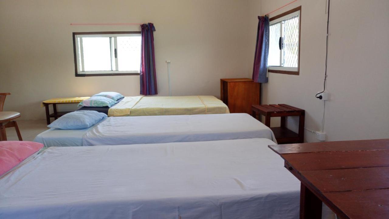 Bluepango Guest House Порт Вила Екстериор снимка